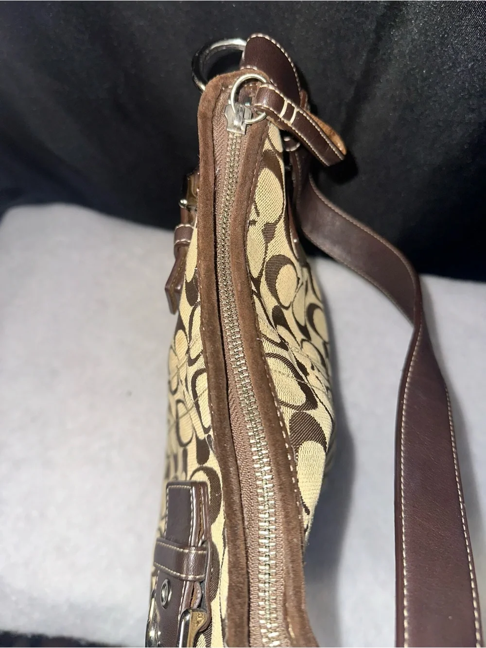 Coach classic signature